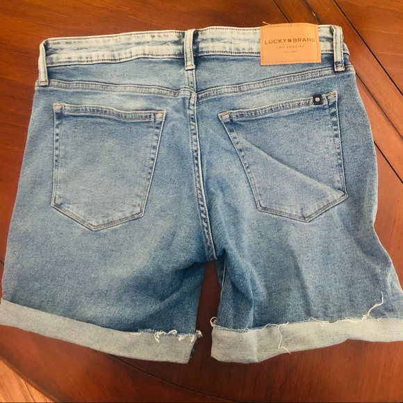 Lucky Brand The Bermuda Jean shorts size 8 - Picture 2 of 9